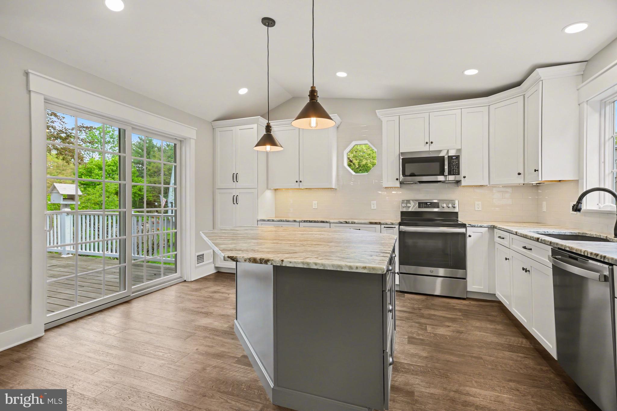 51 Troy Drive Lititz, PA 17543 - Photo 10 of 42