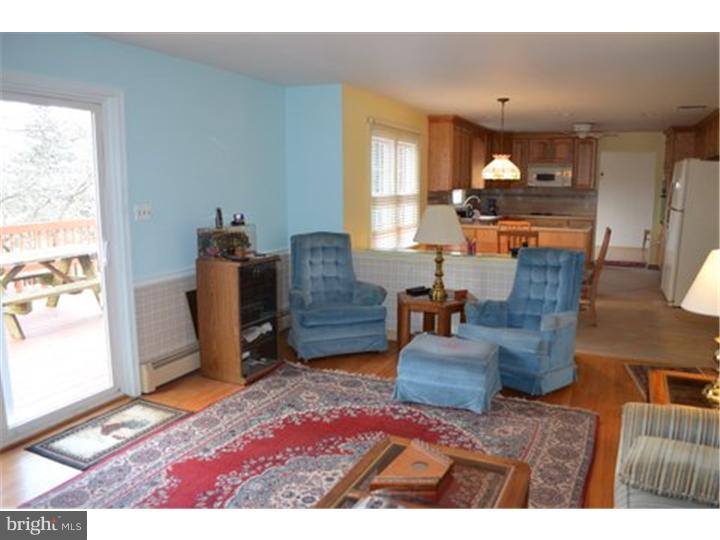 613 Landis Road Telford, PA 18969 - Photo 12 of 21 Family Room