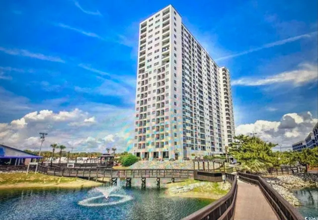 $179,000 | 5905 South Kings Highway, Unit 210, Myrtle Beach, SC 29575