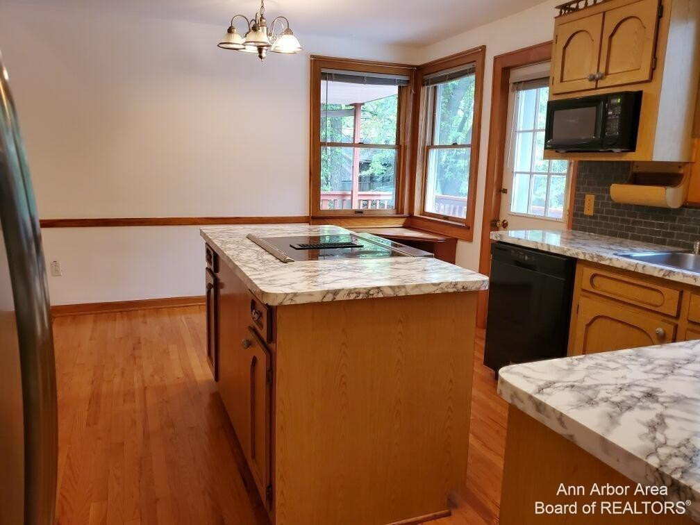 3242 Golfside Road Ypsilanti, MI 48197 - Photo 9 of 38 Photo 9