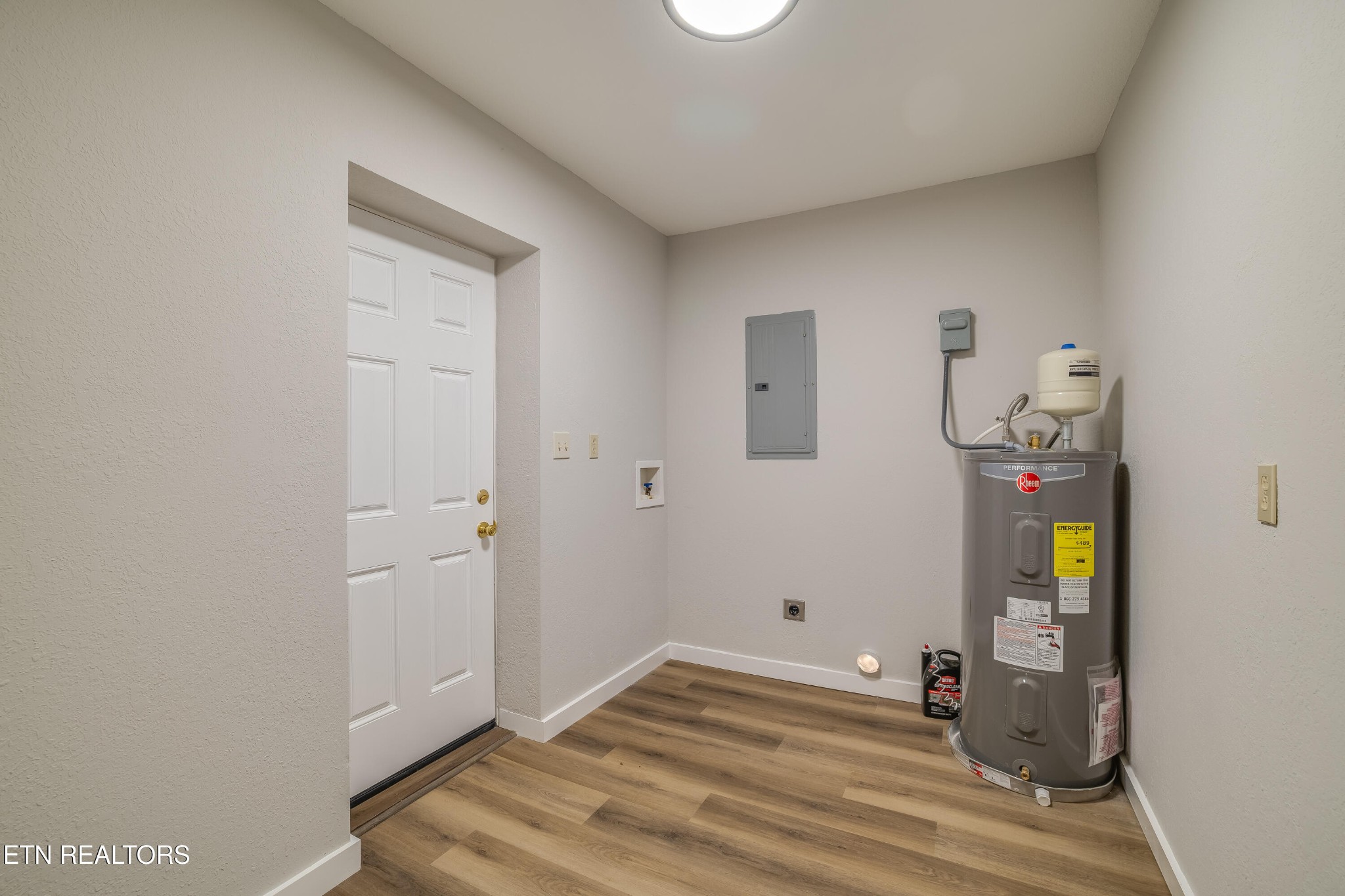 4707 Wildwood Road Maryville, TN 37804 - Photo 12 of 18 a view of empty room