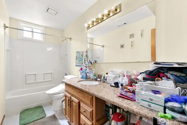 $880,000 | 5233 33rd Avenue South, Seattle, WA 98118