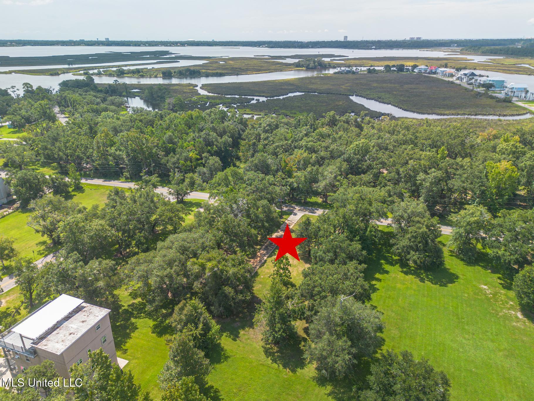 10158 East Shorecrest Road Biloxi, MS 39532 - Photo 5 of 12 Shorecrest-7z