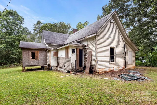 $625,000 | 229 West Liberty Street, Forest City, NC 28043