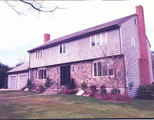 16 Farina Road Newton, MA 02459 - Photo 1 of 1 a front view of a house with yard