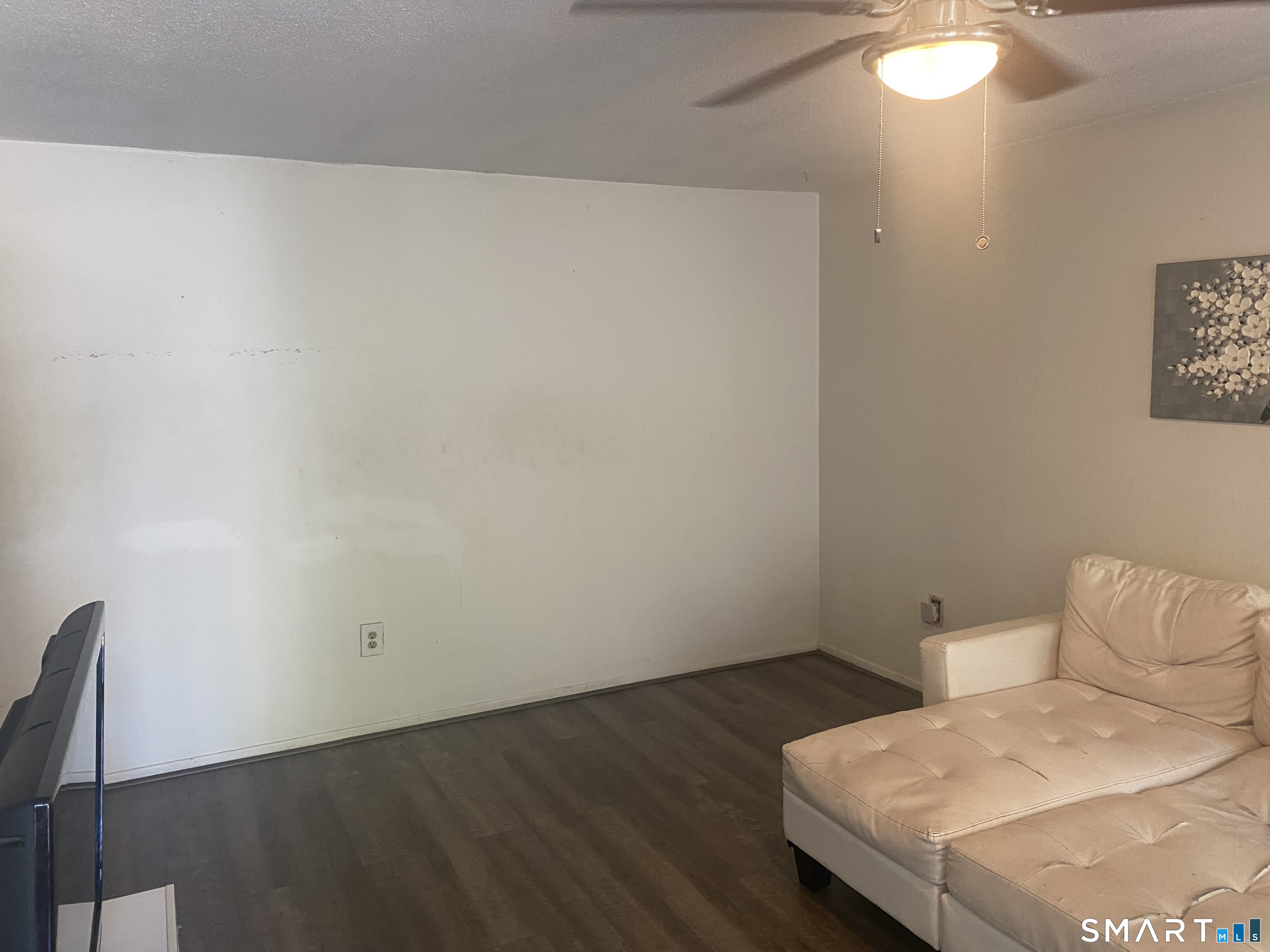 7 Padanaram Road, Unit J227 Danbury, CT 06811 - Photo 4 of 16