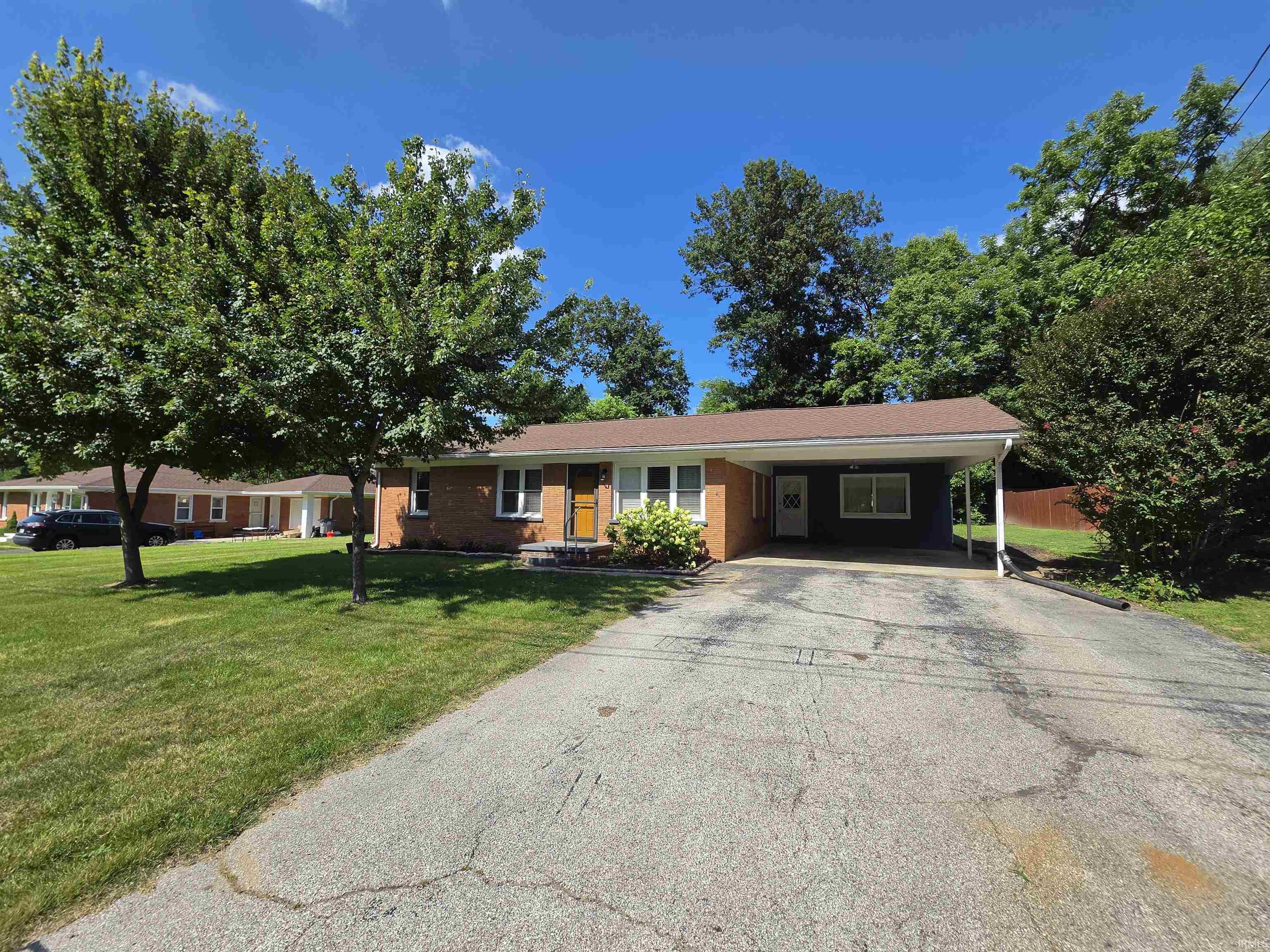 1628 Ritterskamp Avenue Vincennes, IN 47591 - Photo 1 of 20