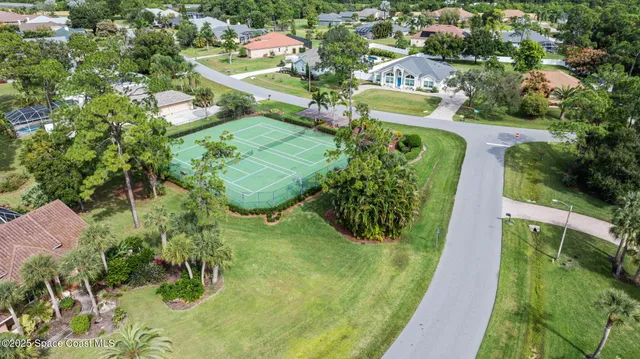 a view of a lake from a yard