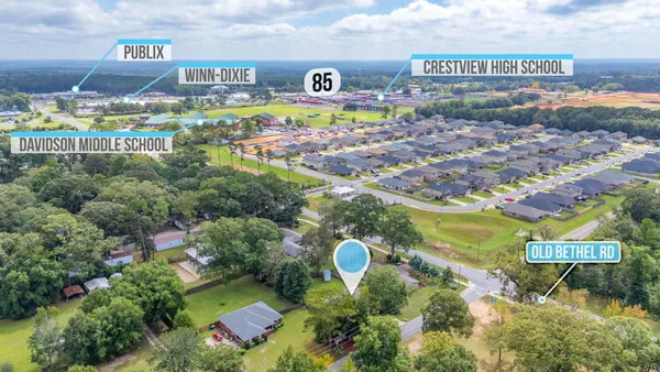 $2,000 | 5811 Roberts Road, Crestview, FL 32536