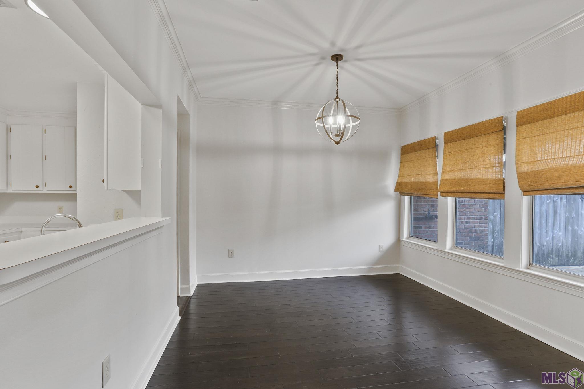 1546 Lobdell Avenue Baton Rouge, LA 70806 - Photo 3 of 12