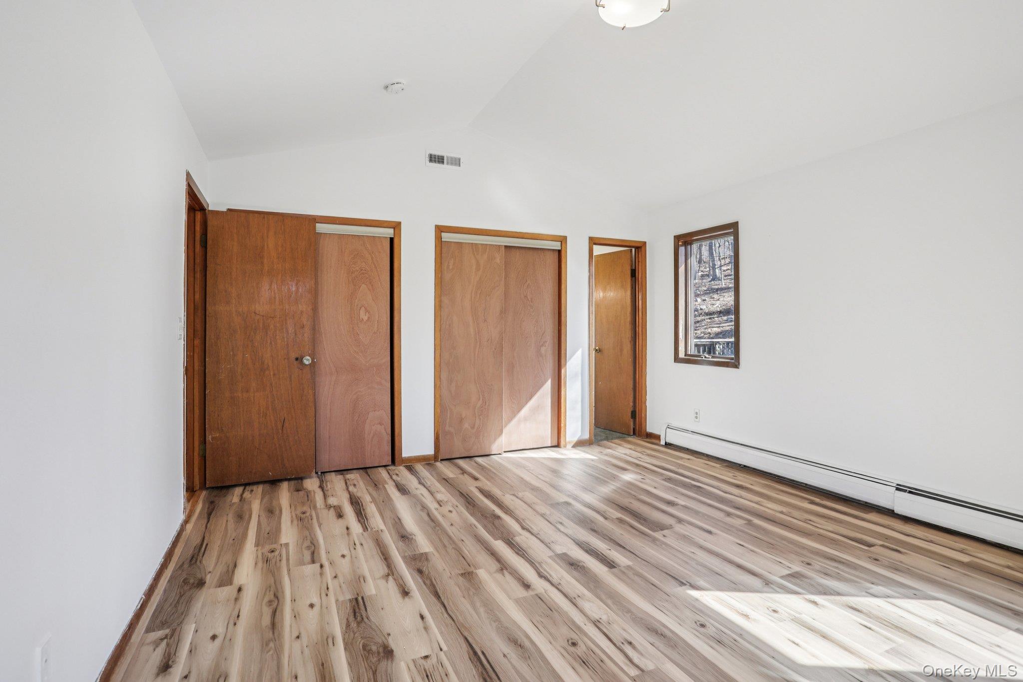 597 Saddle River Road Chestnut Ridge, NY 10952 - Photo 18 of 34