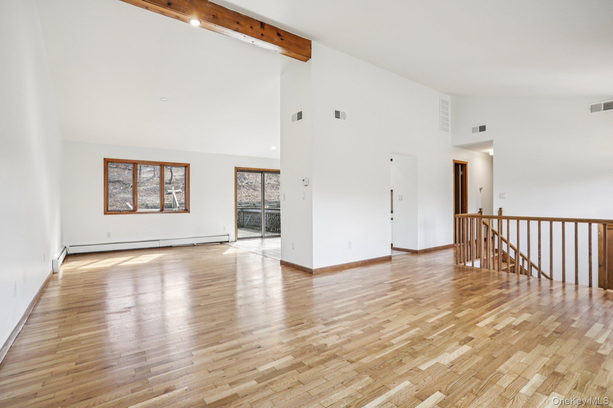 597 Saddle River Road Chestnut Ridge, NY 10952 - Photo 5 of 34