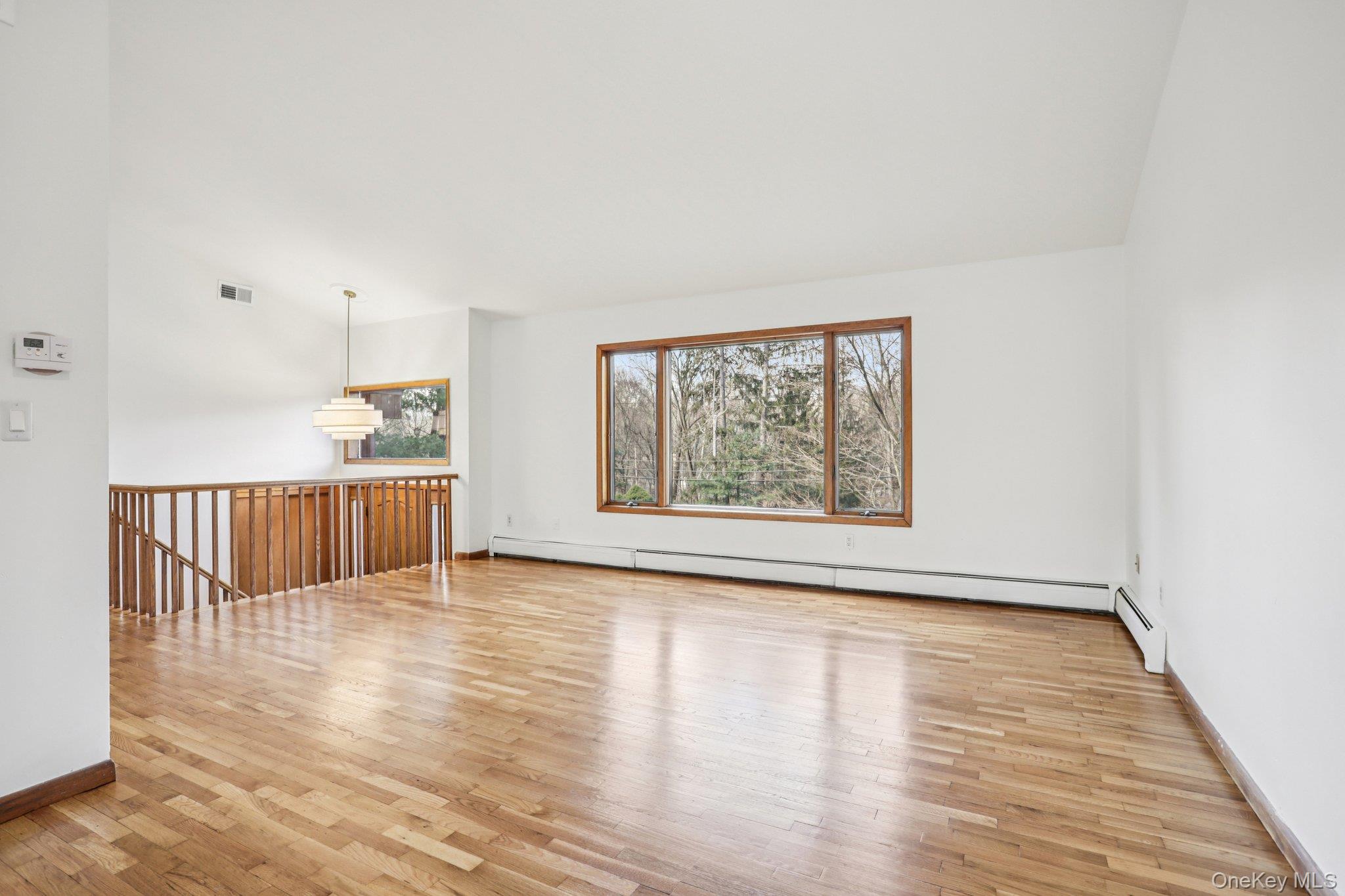 597 Saddle River Road Chestnut Ridge, NY 10952 - Photo 6 of 34