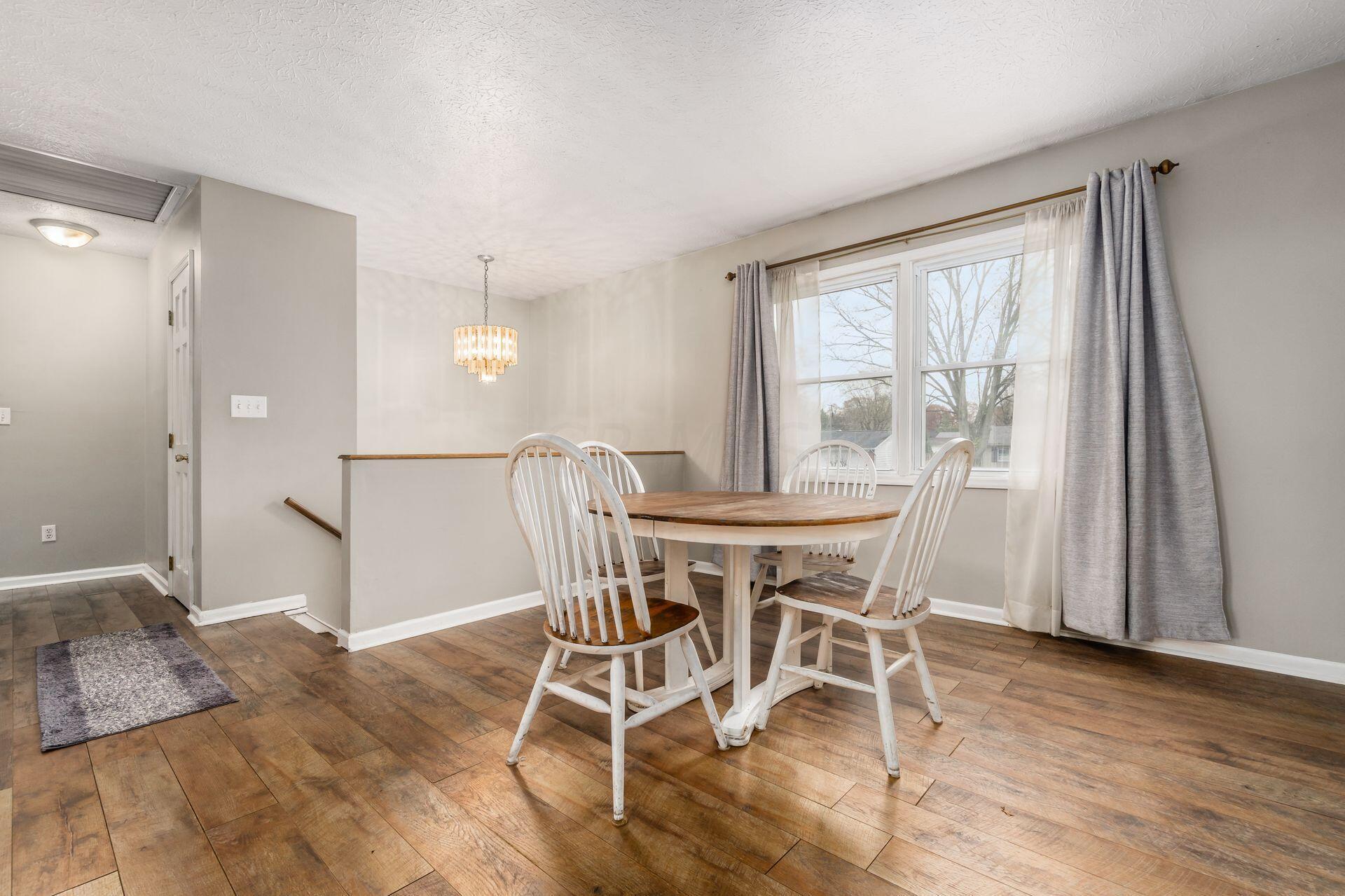 2875 Scenic Road Marion, OH 43302 - Photo 5 of 33 Dining Room