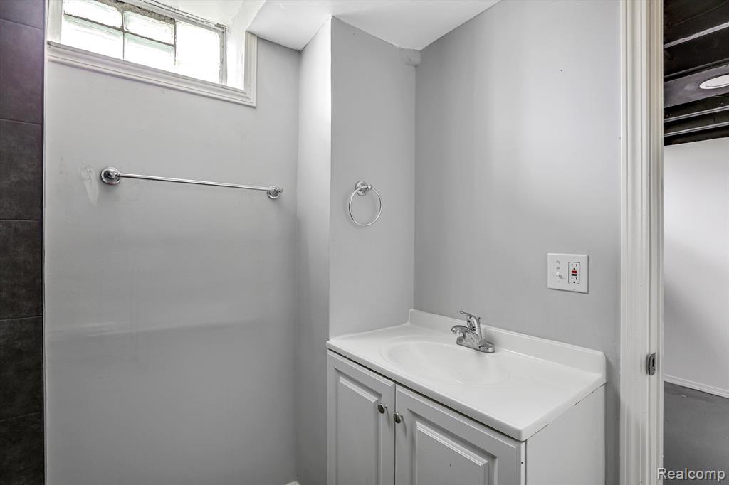 4350 Devonshire Road Detroit, MI 48224 - Photo 17 of 23