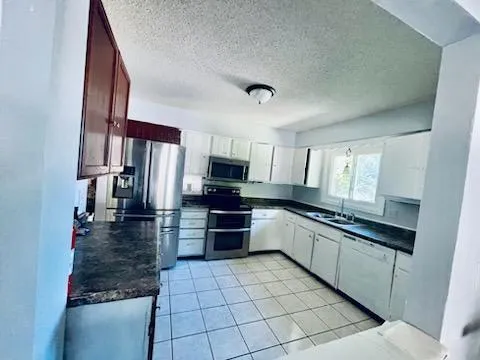 $4,000 | 504 Crestview Drive South, Maplewood, MN 55119