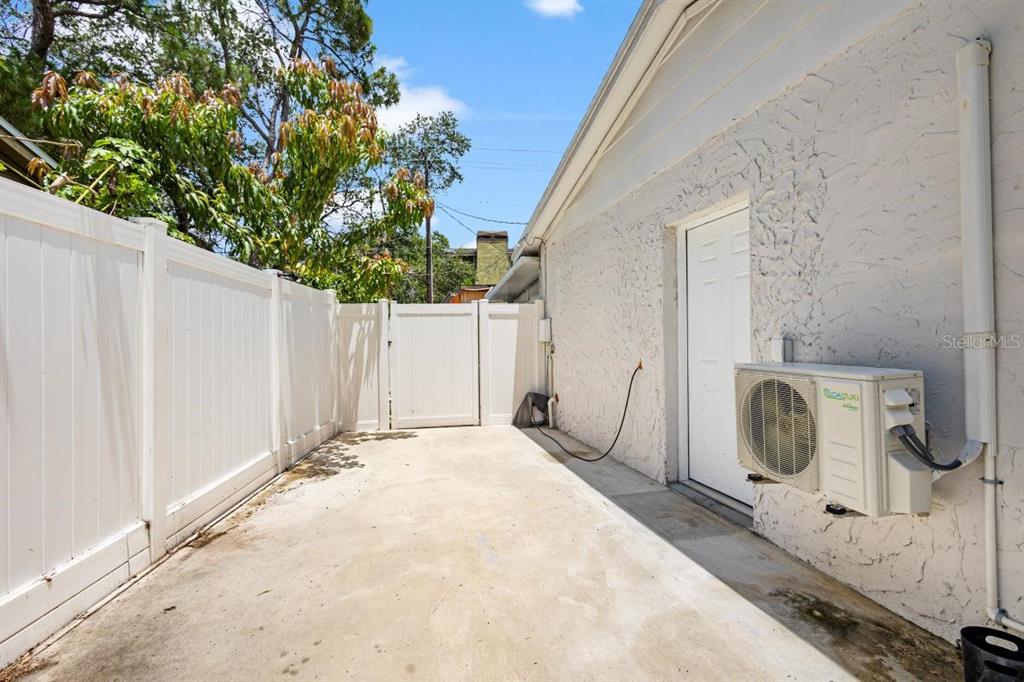7613 Jackson Springs Road Tampa, FL 33615 - Photo 25 of 25 Gallery Image 25