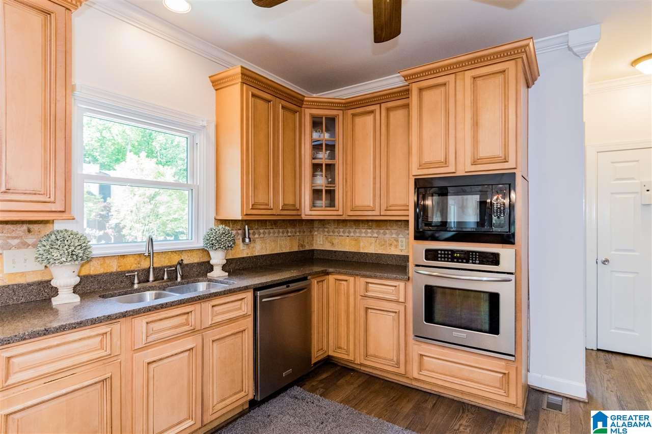 2501 Cobblestone Way Birmingham, AL 35226 - Photo 9 of 39
