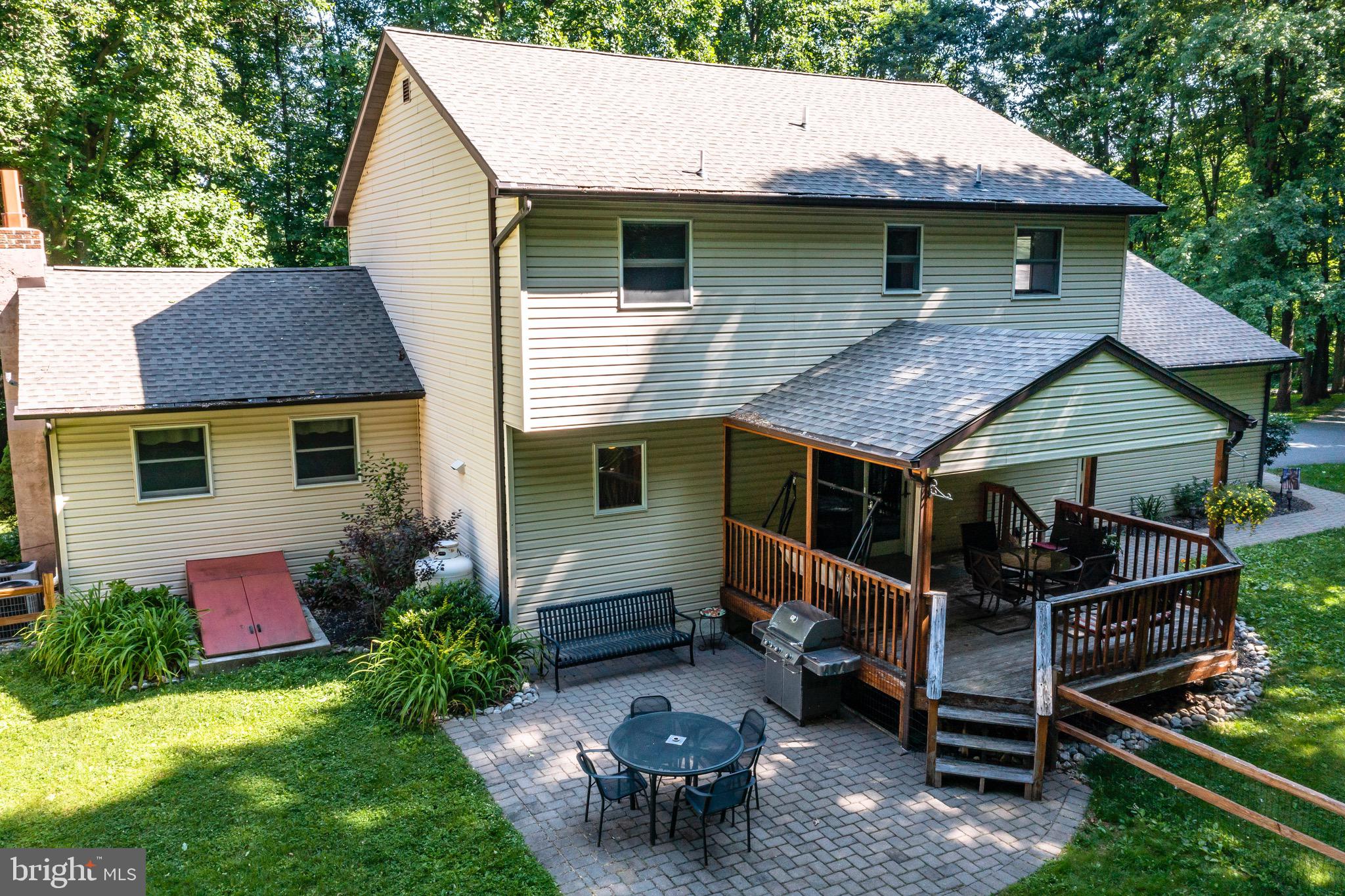 521 Franklin Road Bechtelsville, PA 19505 - Photo 3 of 49 Gallery Image 3