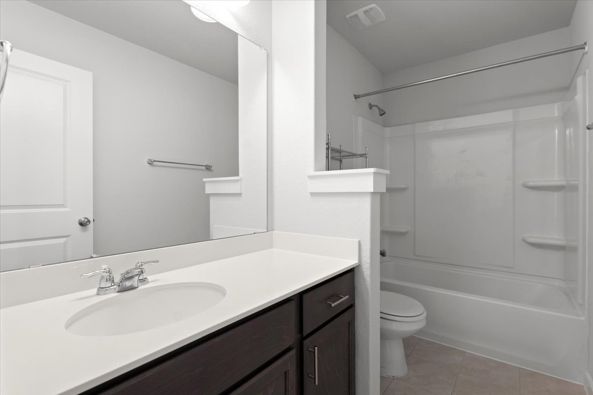 321 Buffalo View Lane Georgetown, TX 78628 - Photo 21 of 29 Bath #3