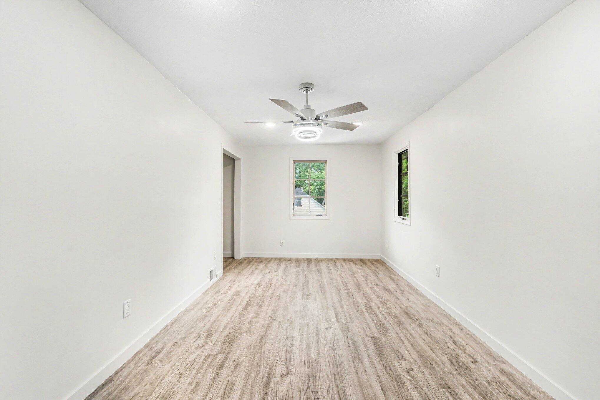 142 Rook Street Battle Creek, MI 49014 - Photo 15 of 35 016_file_5523