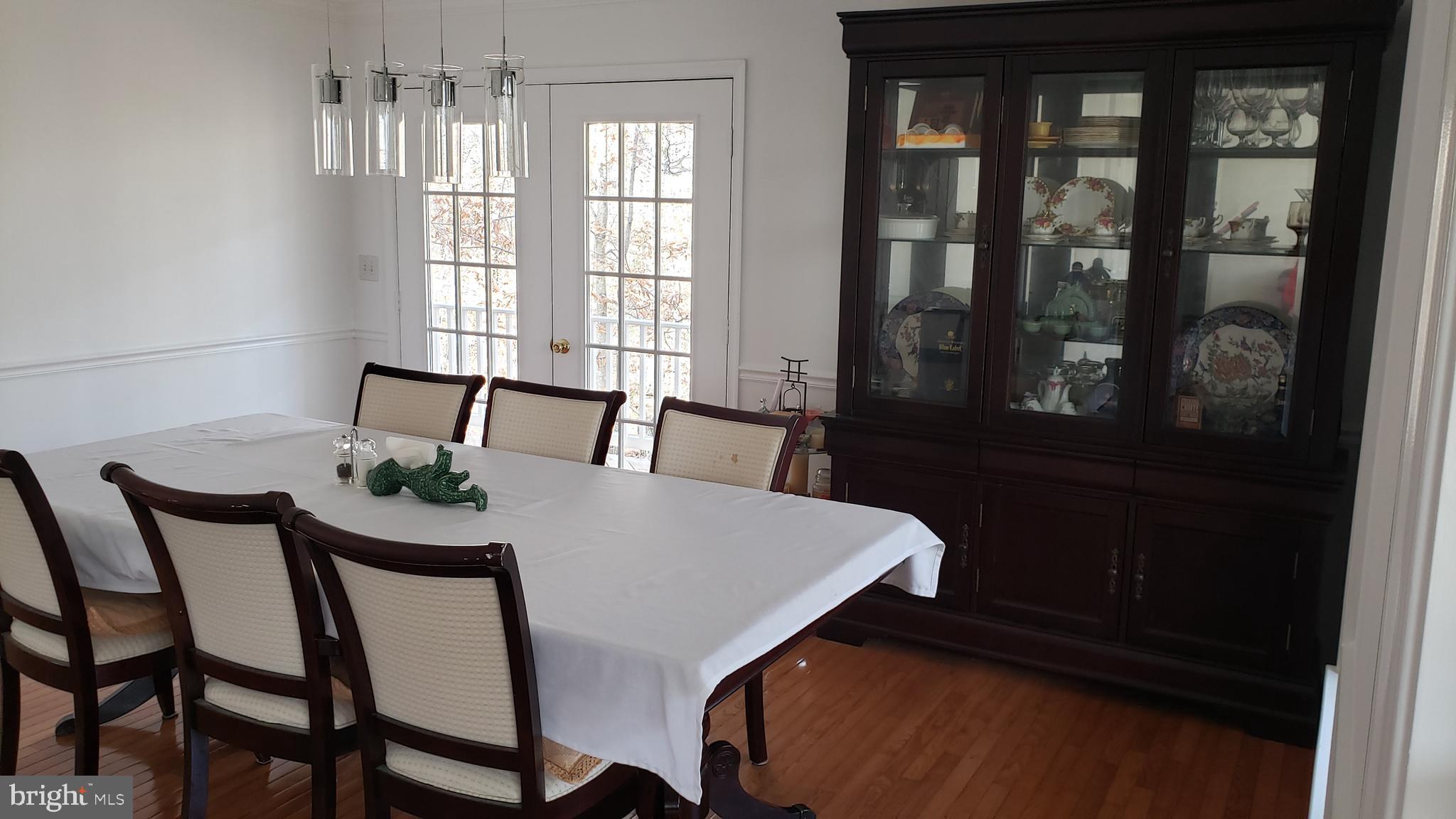 21 Hoy Road Stafford, VA 22556 - Photo 8 of 17 Separate Dining Room