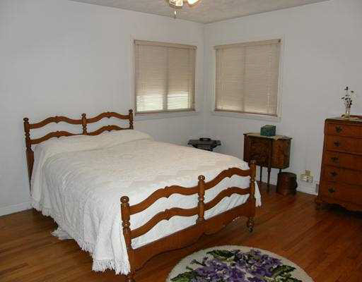 17358 Ireland Road South Bend, IN 46614 - Photo 6 of 12 Gallery Image 6