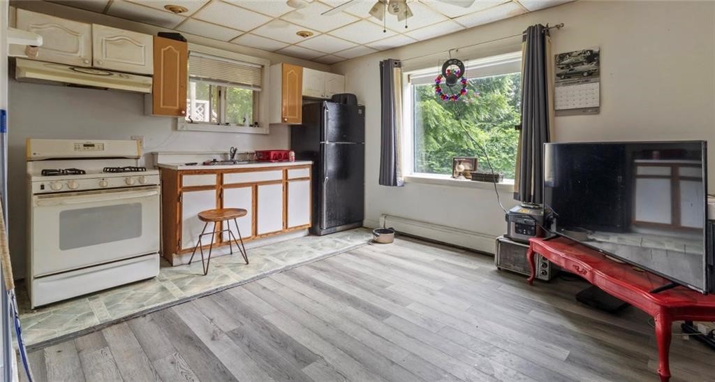 83 Summer Street Woonsocket, RI 02895 - Photo 20 of 36