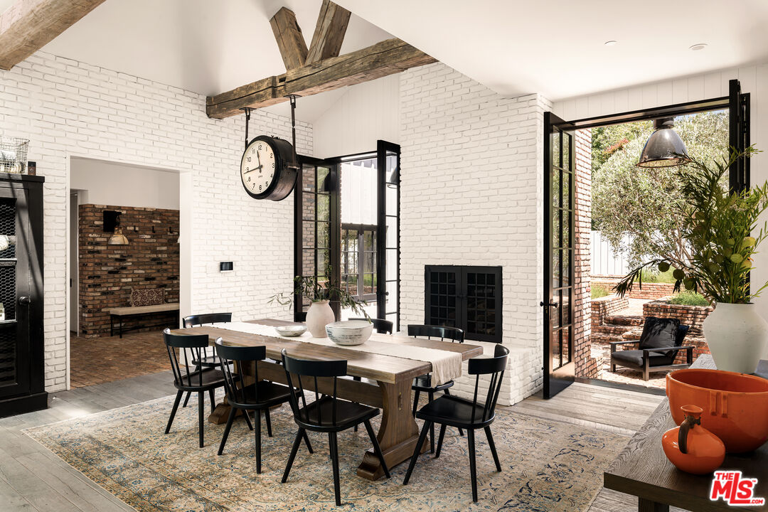 13215 Riviera Ranch Road Los Angeles, CA 90049 - Photo 18 of 65