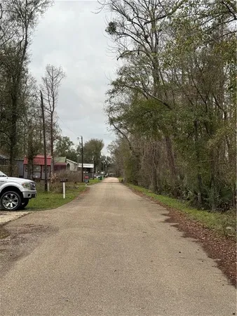 $69,900 | 13985 Dove Street, Maurepas, LA 70449