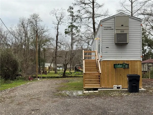 $69,900 | 13985 Dove Street, Maurepas, LA 70449