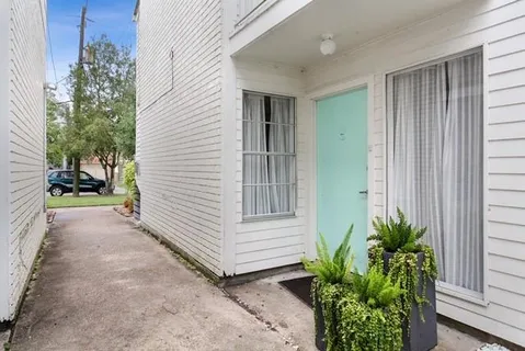$1,950 | 5421 Constance Street, New Orleans, LA 70115