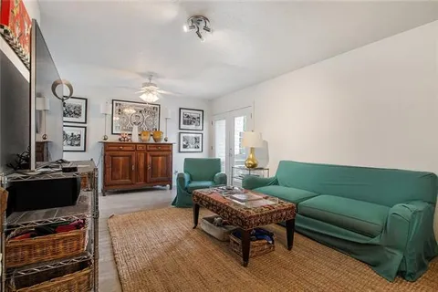 $1,950 | 5421 Constance Street, New Orleans, LA 70115