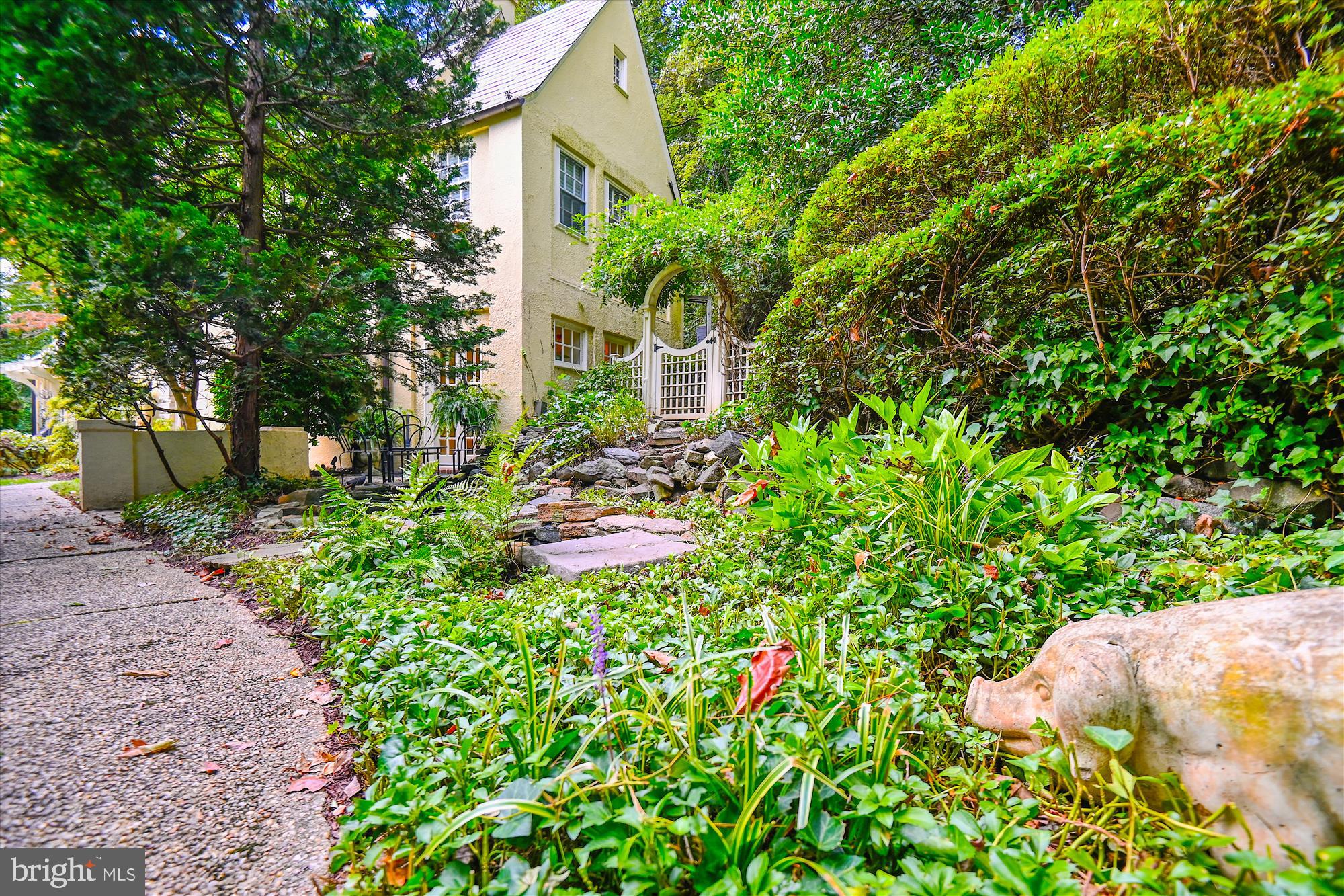 108 Beechdale Road Baltimore, MD 21210 - Photo 49 of 61 Garden