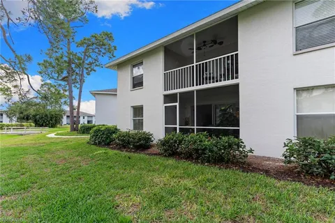 $389,000 | 1336 Churchill Circle, Unit K104, Naples, FL 34116