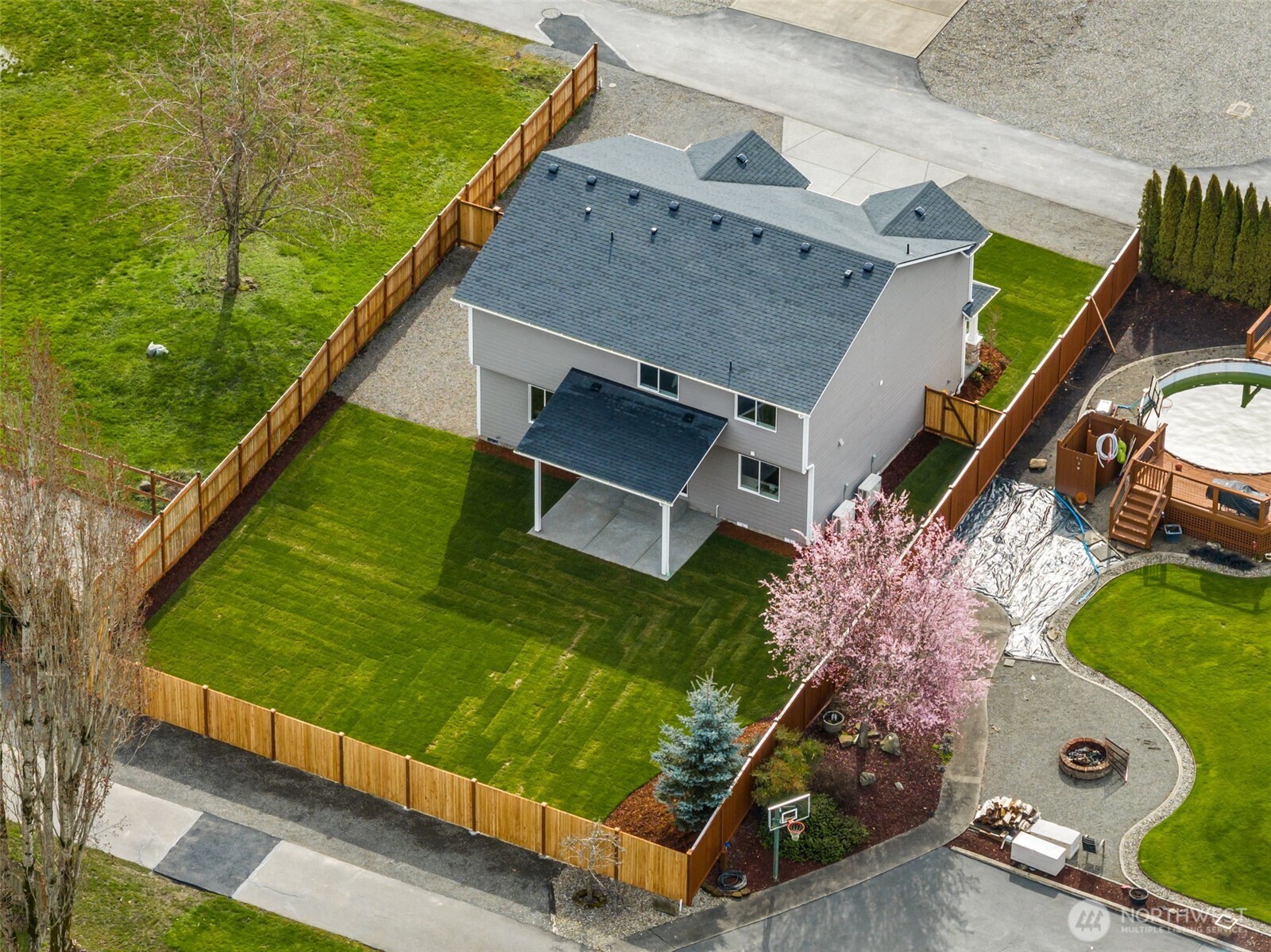 1742 Fieldcrest Place Buckley, WA 98321 - Photo 25 of 27 a view of a backyard with plants