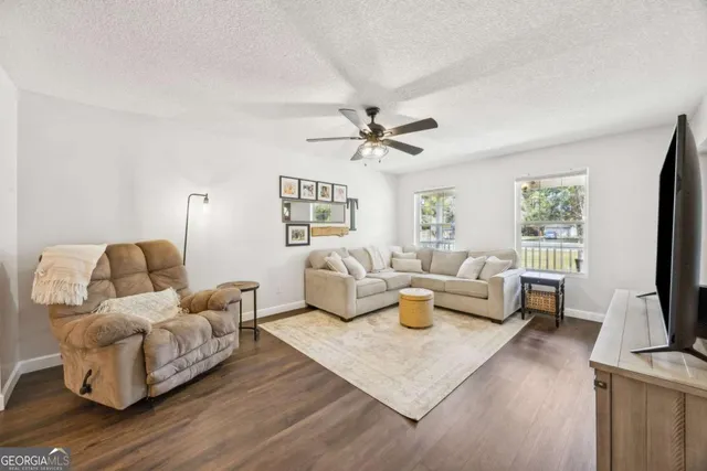 $320,000 | 102 Berry Street, Kingsland, GA 31548