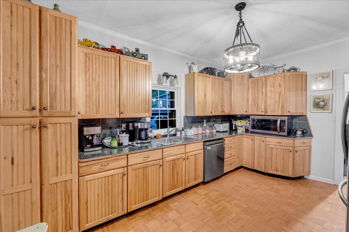 412 East Harp Street Manchester, TN 37355 - Photo 21 of 79