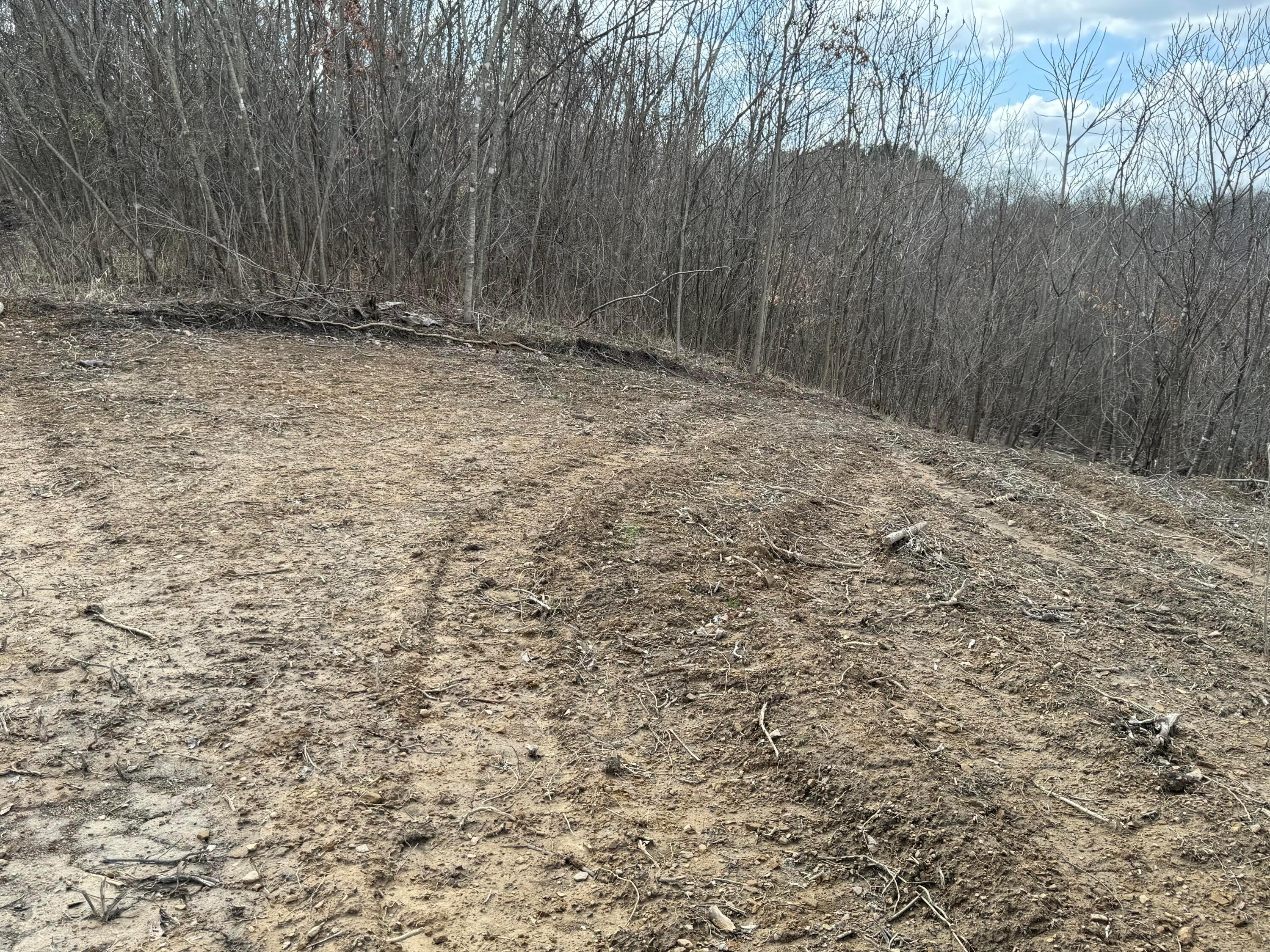 0 Flint Ridge Road Northeast, Unit INT RIDGE TRACT 22 ACRE) Crooksville, OH 43731 - Photo 31 of 48 20240304_190830727_iOS
