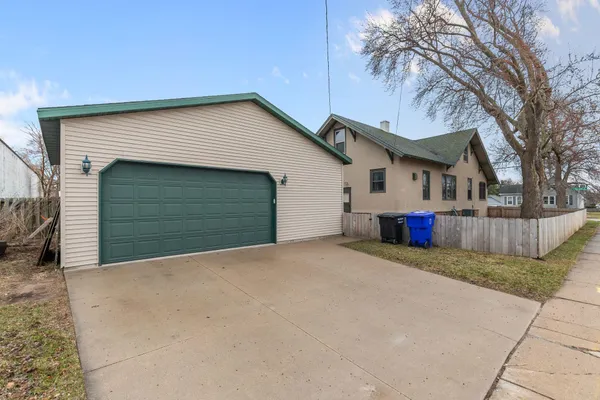 $254,900 | 1354 West 2nd Street, Appleton, WI 54914