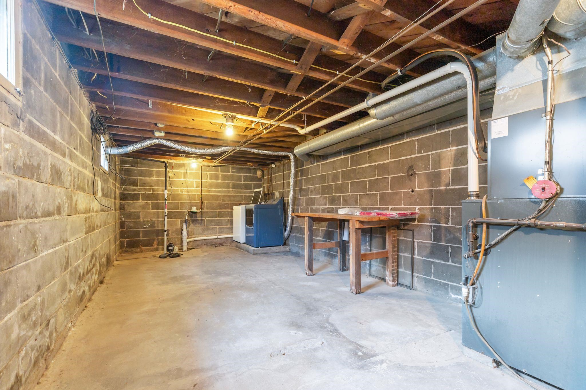 1354 West 2nd Street Appleton, WI 54914 - Photo 34 of 42