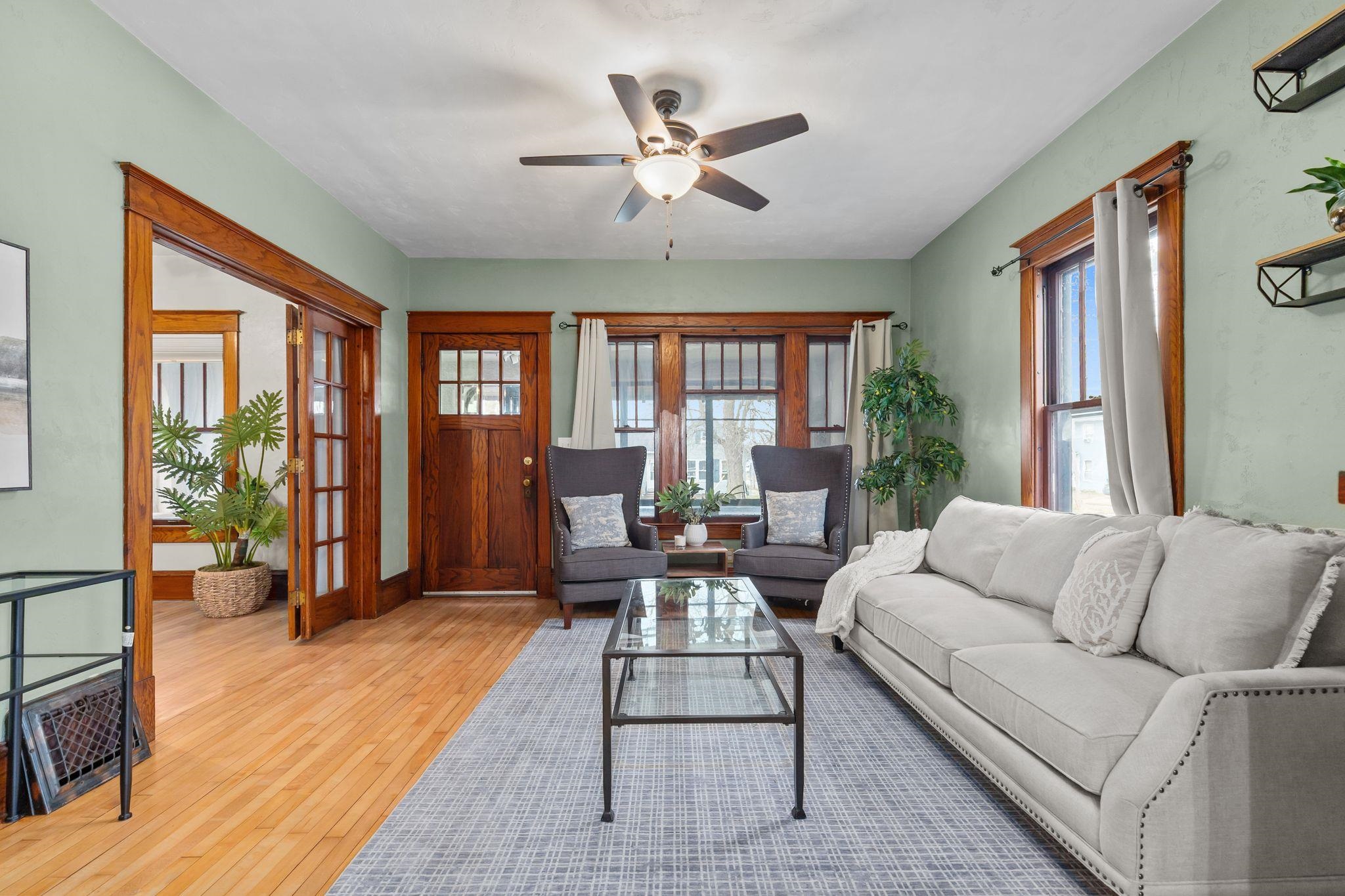 1354 West 2nd Street Appleton, WI 54914 - Photo 6 of 42