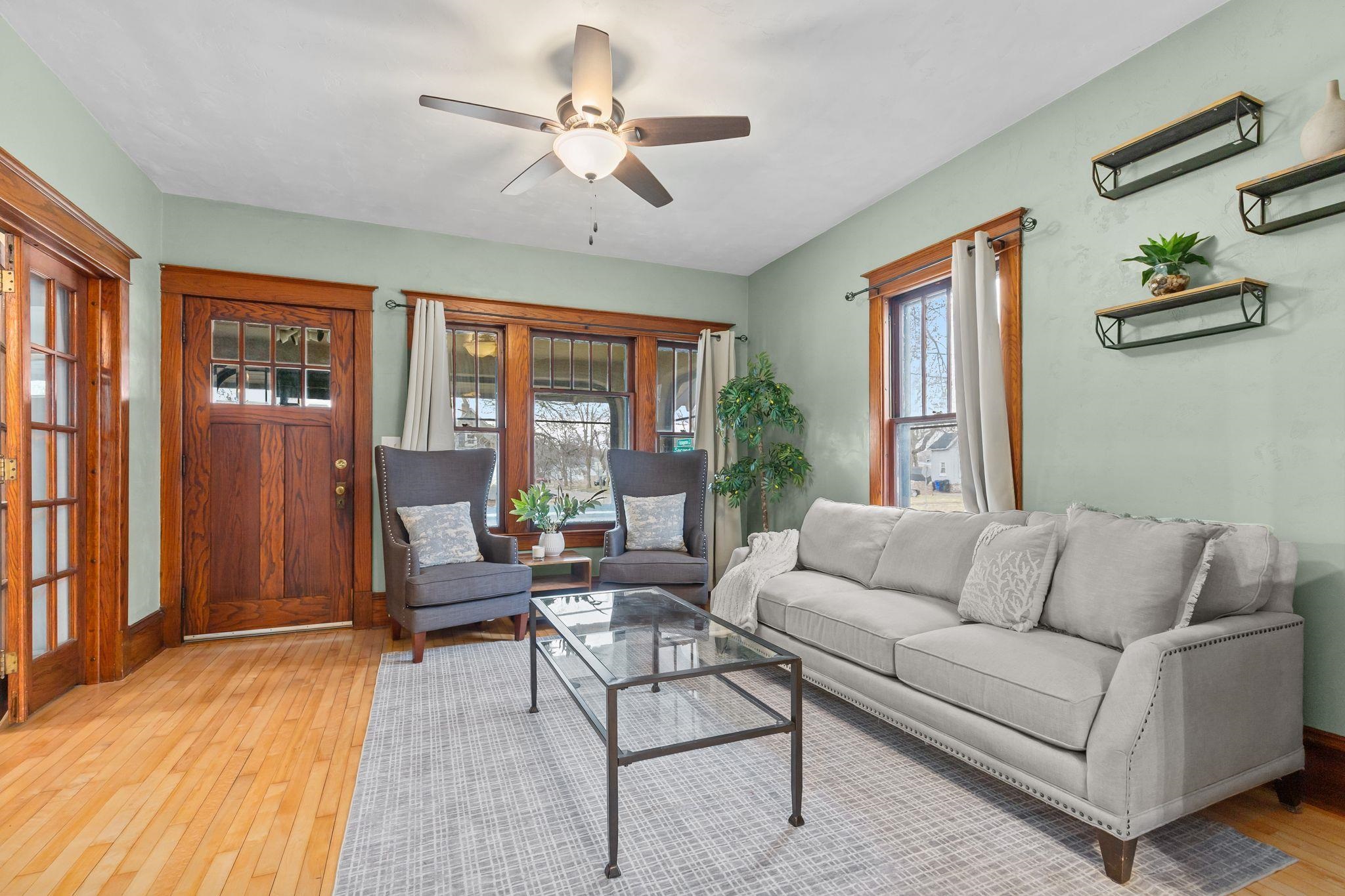 1354 West 2nd Street Appleton, WI 54914 - Photo 7 of 42