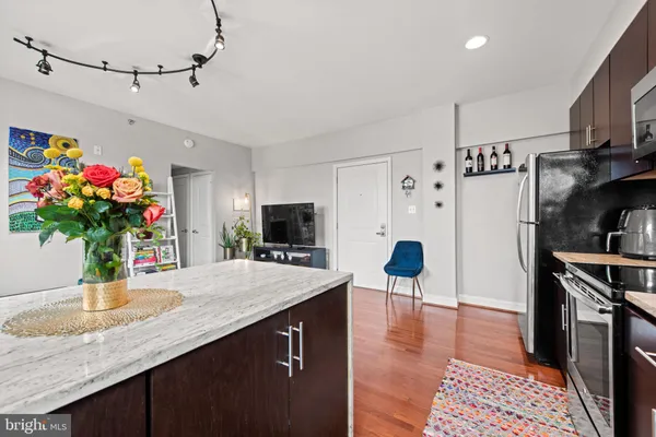 $2,150 | 1831 2nd Street Northeast, Unit 504, Washington, DC 20002
