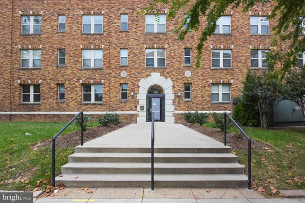 $2,150 | 1831 2nd Street Northeast, Unit 504, Washington, DC 20002
