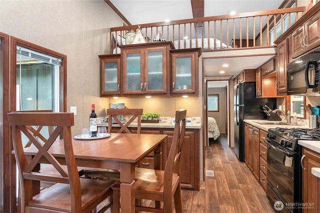 $399,000 | 990 South Lake Whatcom Boulevard, Unit 9, Sedro-Woolley, WA 98284