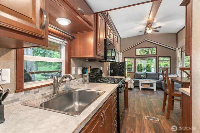 $399,000 | 990 South Lake Whatcom Boulevard, Unit 9, Sedro-Woolley, WA 98284