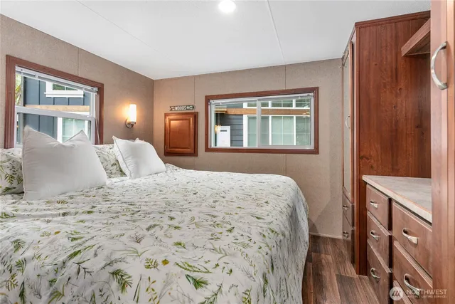 $399,000 | 990 South Lake Whatcom Boulevard, Unit 9, Sedro-Woolley, WA 98284