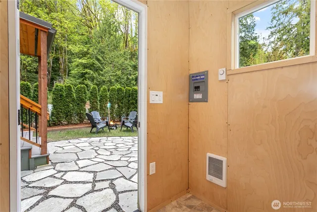 $399,000 | 990 South Lake Whatcom Boulevard, Unit 9, Sedro-Woolley, WA 98284