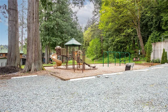 $399,000 | 990 South Lake Whatcom Boulevard, Unit 9, Sedro-Woolley, WA 98284